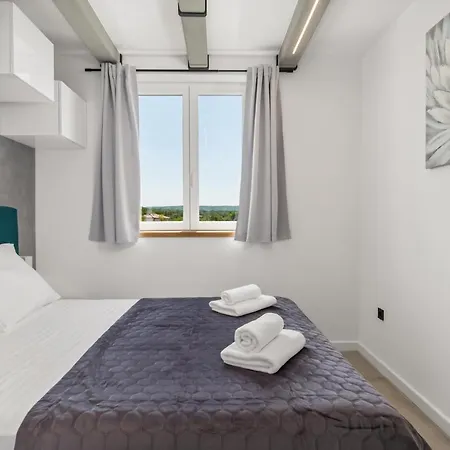 Apartman Malin Apartment